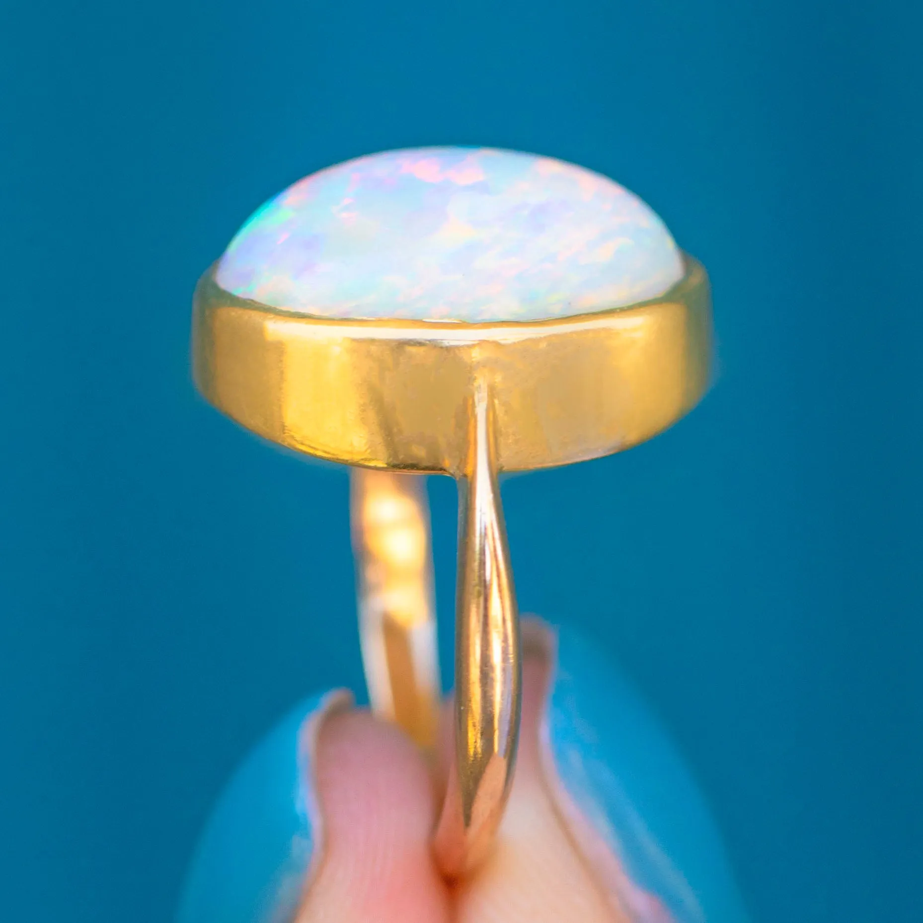 Antique 18ct Gold Opal Cabochon Ring, 3.52ct